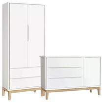 Guarda Roupa 2 Portas e Cômoda com Porta Classic Branco Fosco Pés Madeira Natural - Reller Móveis Guarda Roupa 2 Portas e Cômoda com Porta Classic Branco Fosco Pés Madeira Natural - Reller Móveis