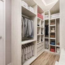 Guarda Roupa Canto 3 Gavetas, 5 Cabideiros Legno Crema Guarda Roupa Canto 3 Gavetas, 5 Cabideiros Legno Crema