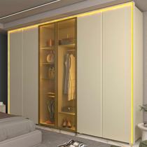 Guarda-roupa Casal 6 Portas 2 Portas Reflecta com Led com Pés 100% Mdf Splendor Guarda-roupa Casal 6 Portas 2 Portas Reflecta com Led com Pés 100% Mdf Splendor