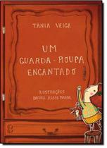 Guarda Roupa Encantando (Um) - VIDA E CONSCIENCIA