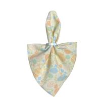 Guardanapo em Tecido Estampado Tema Páscoa Colorido Ovos Coelhinho 4 peças Guardanapo em Tecido Estampado Tema Páscoa Colorido Ovos Coelhinho 4 peças