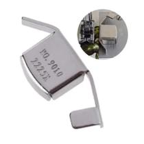 Guia Magnético p/ Máquinas de Costura Reta Domestica e Industrial - Imã Pequeno - 90102225X Guia Magnético p/ Máquinas de Costura Reta Domestica e Industrial - Imã Pequeno - 90102225X