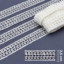 Guipir Entremeio 2,50 cm Branco Ref. 432792 13,7 Metros - Círculo Guipir Entremeio 2,50 cm Branco Ref. 432792 13,7 Metros - Círculo