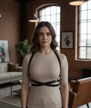 Harness Cinto Arreio de Busto Elástico Cruzado Figurino Kpop com Mosquetão - Almah Fashion