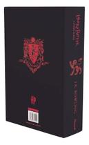 Harry Potter e a Ordem da Fênix - HP Casas de Hogwarts: Grifinória Harry Potter e a Ordem da Fênix - HP Casas de Hogwarts: Grifinória