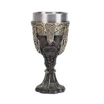 Haste alta esculpida em 3D em aço inoxidável Goblet Viking Warrior Haste alta esculpida em 3D em aço inoxidável Goblet Viking Warrior