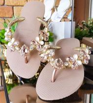 Havaianas personalizados com pedraria de luxo