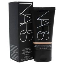 Hidratante colorido NARS Pure Radiant SPF 30 50mL Nº 03 Groenlândia