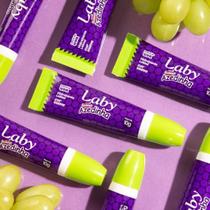 Hidratante Labial Laby Azedinha Sabor Uva Cor Suave 10g Hidratante Labial Laby Azedinha Sabor Uva Cor Suave 10g