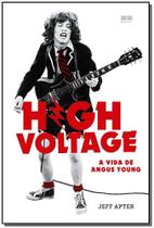 High Voltage - A vida de Angus Young