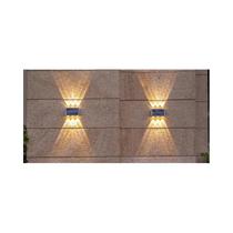 Holofote LED Solar À Prova d'Água Para Varanda, Pátio E Jardim - Luminária Solar Para Rua (1/2