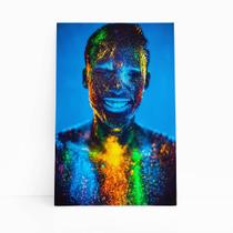 Homem com Tinta Neon Colorida Quadro Canvas 60x40cm
