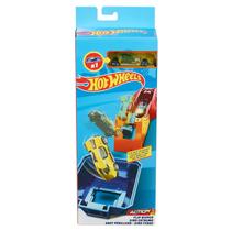 Hot Wheels Acrobacias Giro Feroz e Carrinho da Mattel