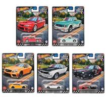 Hot Wheels Boulevard Kit com 5 Carrinhos GJT68 - MATTEL Hot Wheels Boulevard Kit com 5 Carrinhos GJT68 - MATTEL