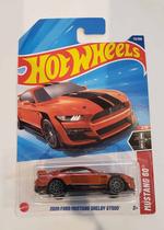 Hot Wheels Mustang 60 - 2020 Ford Mustang Shelby GT500