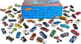 Hot Wheels - Pacote com 50 Carros e Caminhões 1:64 com Estojo