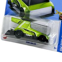Hot Wheels - Pink Racer - Let's Race - HTF11 Hot Wheels - Pink Racer - Let's Race - HTF11