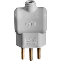 Ilumi Pino Pr.Cabo 2P+T Pr 20A 4071