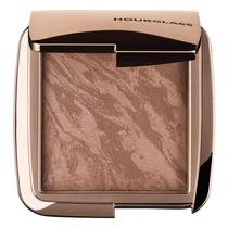 Iluminação ambiente Bronzer Hourglass Luminous Bronze Light Iluminação ambiente Bronzer Hourglass Luminous Bronze Light
