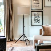 Iluminação Perfeita Luminária Prisma Para Leitura E Decoração