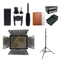 Iluminador de LED Yongnuo YN300 III 300 LEDs Bicolor com Bateria NPF970 7200mAh, Carregador Simples e Tripé 2m
