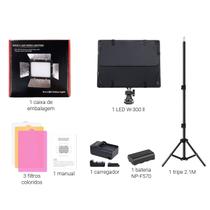 Iluminador LED Soleste W300 II Kit Completo com Tripé 2m, Bateria NPF570 2400 mAh e Fonte Bilvolt Iluminador LED Soleste W300 II Kit Completo com Tripé 2m, Bateria NPF570 2400 mAh e Fonte Bilvolt