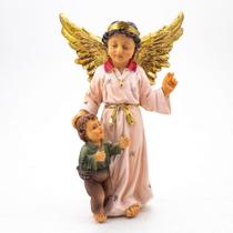 Imagem Anjo da Guarda com Menino Importada Resina 18 cm - Amém Decoração Religiosa