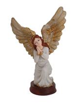 Imagem do Santo Anjo da Guarda de joelhos sobre a cabeça 15cm em resina