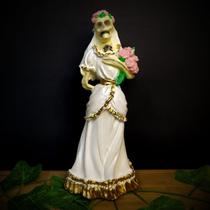 Imagem em gesso esqueleto com vestido branco 24cm Imagem em gesso esqueleto com vestido branco 24cm