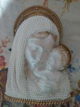 Imagem Maria com menino Jesus de 25 cm de gesso pintada com pérolas - Fabricação manual