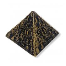 Imagem Pirâmide Escultura Resina 05 cm Imagem Pirâmide Escultura Resina 05 cm