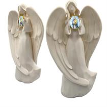 Imagem Santo Catolico Segurando Relicario Nossa Senhora D'Ajuda Anjo da Guarda Homenagem Casamentos Noivados Oração Devoção Igreja Capela Divino