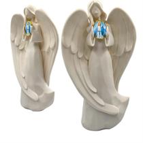 Imagem Santo Catolico Segurando Relicario Nossa Senhora das Graças Anjo da Guarda Homenagem Casamentos Noivados Oração Devoção Igreja Capela Divino