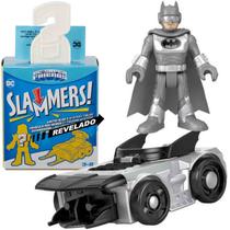 Imaginext Mini Boneco Batman Cinza + Veículo Slammers DC - Mattel GNN49
