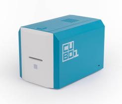 Impressora de Crachás e Cartões IDP CUBO1 - Alimentação Manual