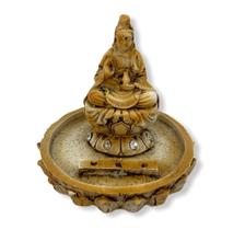 Incensario kuanyn patinado sentado na flor de lotus 8 cm em resina Incensario kuanyn patinado sentado na flor de lotus 8 cm em resina