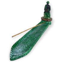 Incensario regua canoa Ossaim verde 24 cm em resina - Lua Mistica