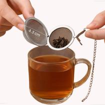 Infusor de Chá Inox Mini com Corrente Peneira Coador Filtro Difusor de Ervas, Tela Fina, Portátil, Ideal para Chá Natural, Aço Inoxidável 4,3cm