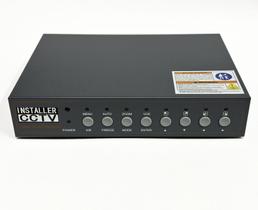 InstallerCCTV Video Quad Color 4CH Multiplexer, 2 saídas BNC com controle remoto e adaptador de alimentação gratuito de 1 Amp...