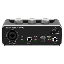 Interface Áudio Com Phantom Behringer U-Phoria Um2