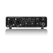Interface de áudio Behringer U-Phoria UMC202HD