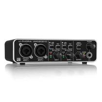 Interface de Áudio Behringer UMC202HD USB MIDI