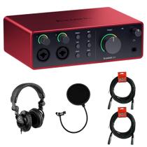 Interface de áudio/MIDI Focusrite Scarlett 4i4 USB-C de 4ª geração