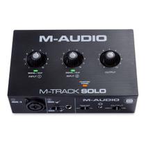 Interface de Áudio USB M-Audio M-Track Solo com Pré-Amplificador Crystal e Phatom Power - Preto