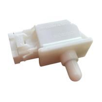 Interruptor da porta refrigerador panasonic aragdb100030 bivolt original