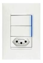 Interruptor Duplo com Tomada Pial Plus+ Legrand Com Led, Suporte e Placa 4x2