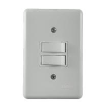 Interruptor Ilumi 1 Tecla Simples + 1 Paralela com Placa Stylus 6A 250V 4 x 2 Interruptor Ilumi 1 Tecla Simples + 1 Paralela com Placa Stylus 6A 250V 4 x 2