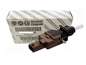 Interruptor Pedal Embreagem Stilo Doblo Punto Strada Bravo Ducato Alfa Romeo
