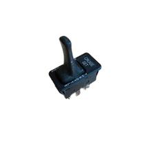 Interruptor Piloto Automatico International 9800 2007303c1. Interruptor Piloto Automatico International 9800 2007303c1.