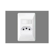 Interruptor simples com tomada sistema x 10A 250V Fame Interruptor simples com tomada sistema x 10A 250V Fame